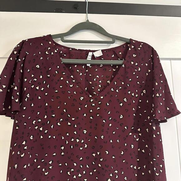 ELLE Cheetah Print Blouse Size Medium - Picture 2 of 9